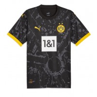 Camisa de Futebol Borussia Dortmund Felix Nmecha #8 Equipamento Secundário 2023-24 Manga Curta
